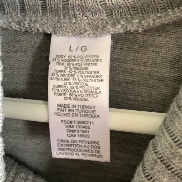 Cowl Neck Batwing Top - Picture 4 of 5